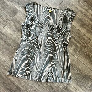 Anthropologie leifsdottir scoop neck ripple patterned cap sleeve top. Size M